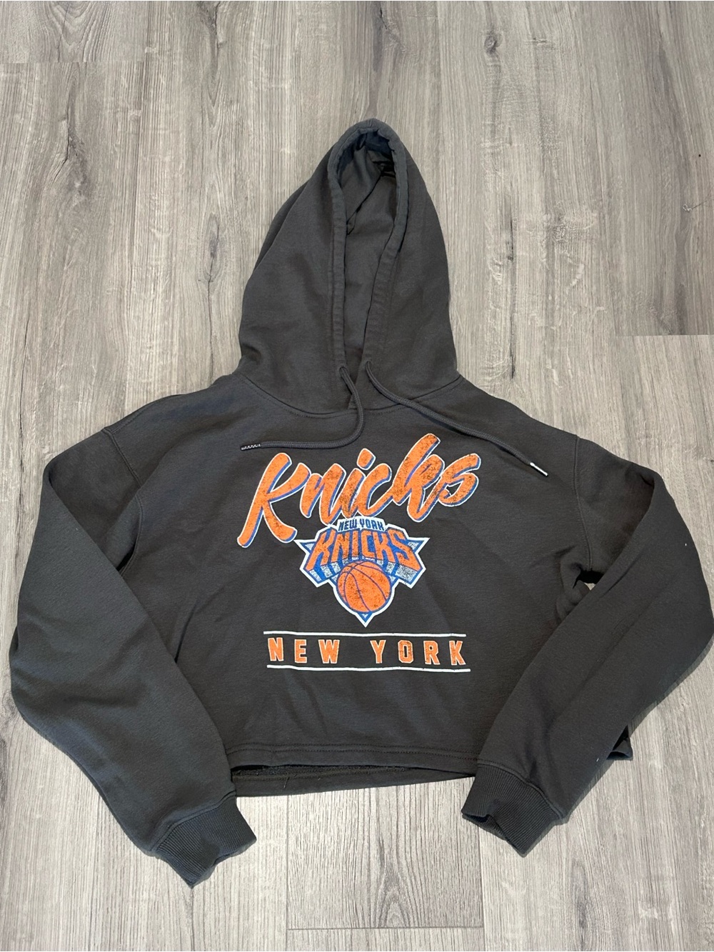 ❥𝗡𝗬 𝗞𝗡𝗜𝗖𝗞𝗦: Women’s Cropped Hoodie - Charcoal Gray
